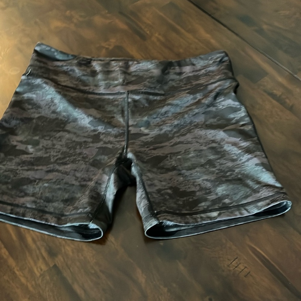 IAB MFG compression workout shorts, size 12 XL EUC